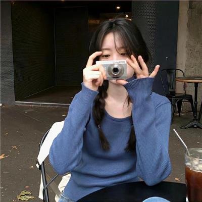 疯疯癫癫的阿兹洛
